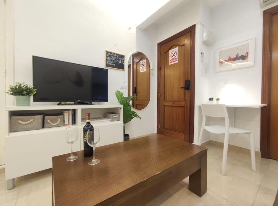 Apartament Menendez Pelayo 55
